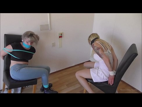 ❤️ Beroende / bunden och munkavle / jungfru i nöd ❤️ Hård porr at sv.passionateembracespotlight.ru ❌️
